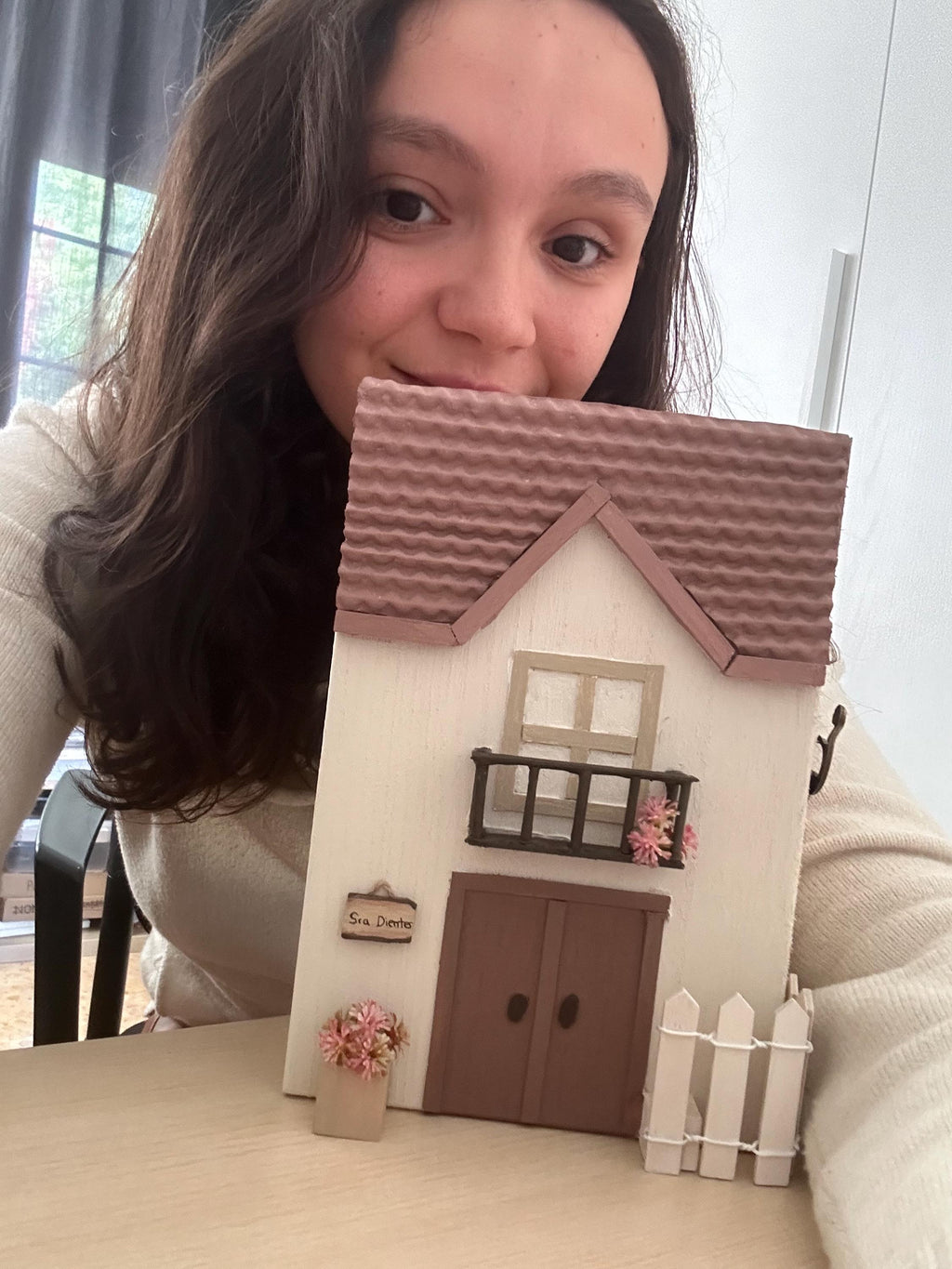 Casa del Hada de los Dientes de madera – casita mágica artesanal en tonos neutros con decoración interior – regalo infantil encantador